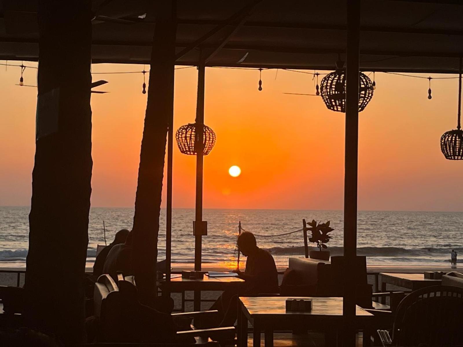 Jardim A Mar Hotel Агонда Екстериор снимка